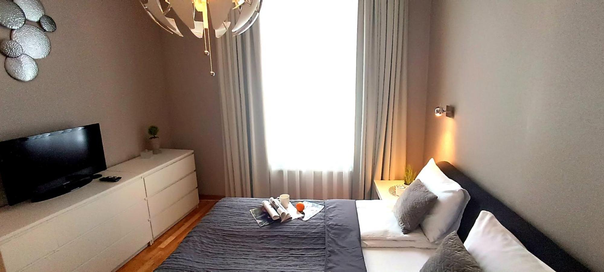 Old Town 2 Bedroom Apartment Near Dome Square & Scenic Waterfront 리가 외부 사진
