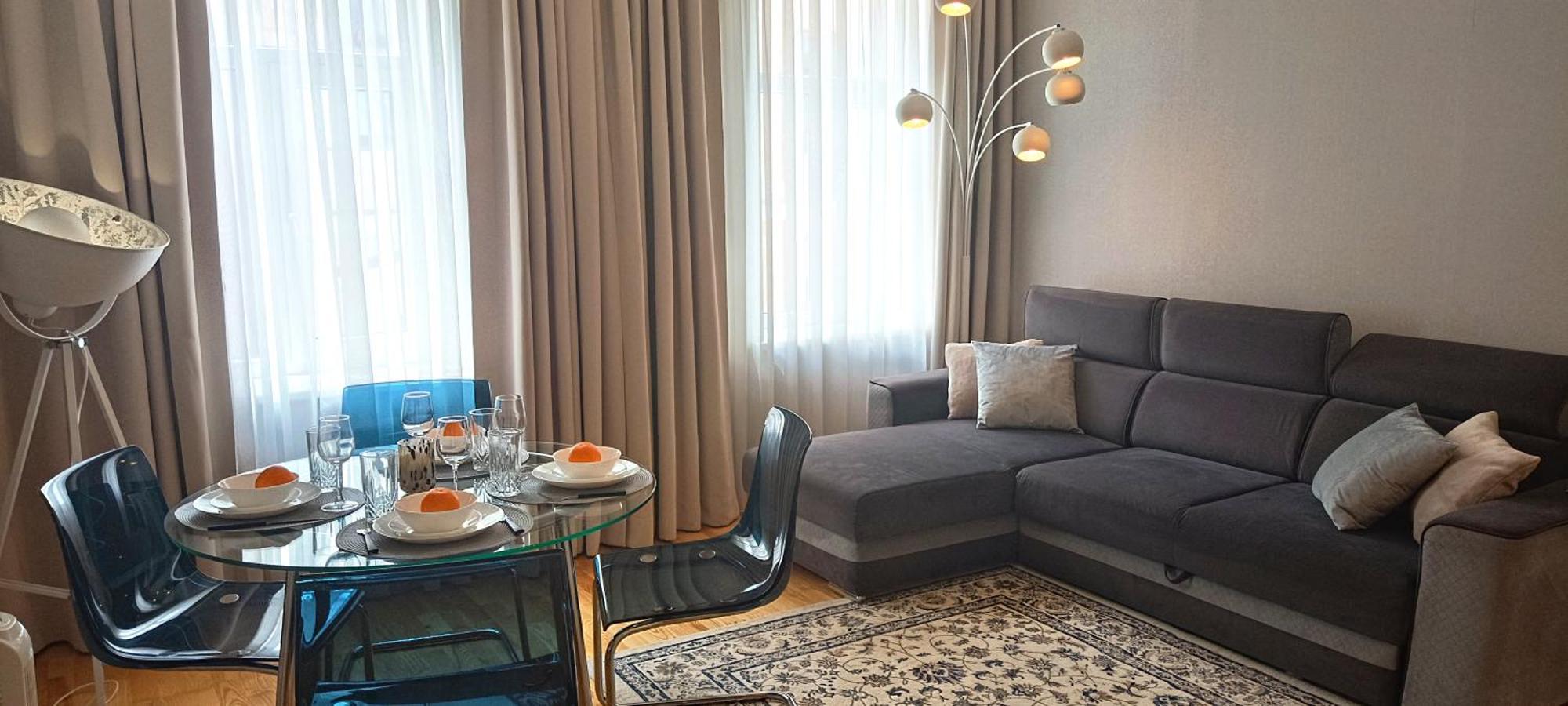Old Town 2 Bedroom Apartment Near Dome Square & Scenic Waterfront 리가 외부 사진