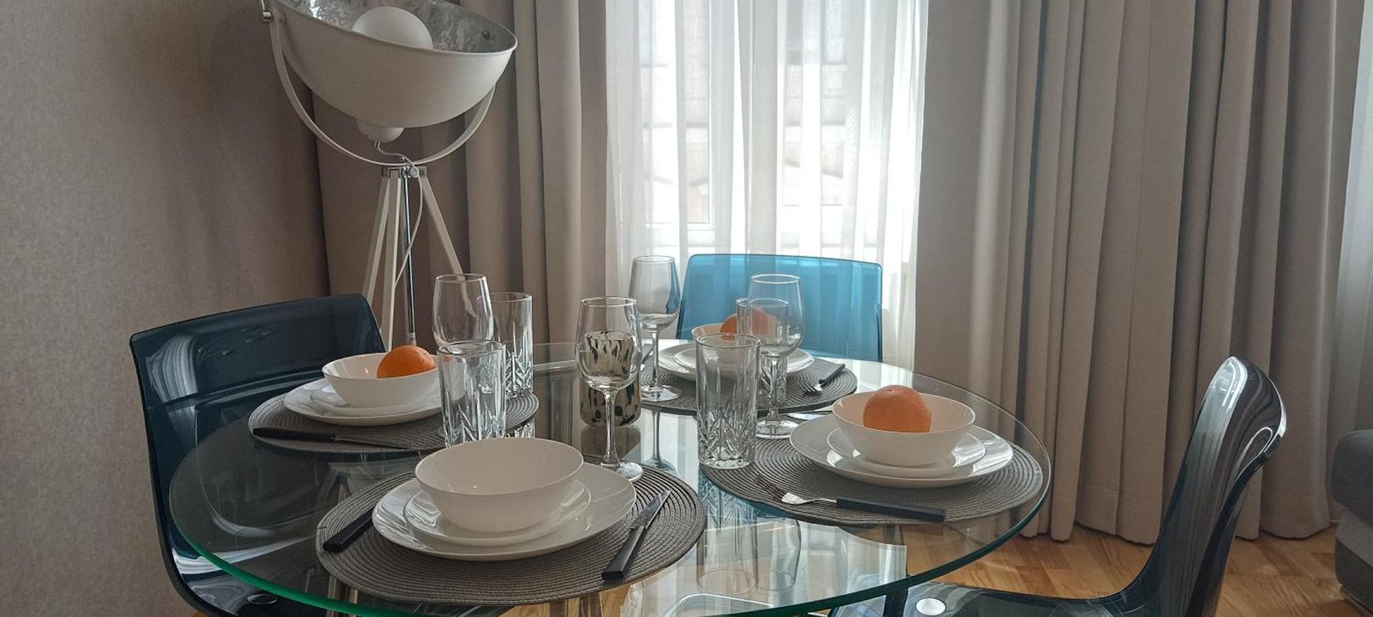 Old Town 2 Bedroom Apartment Near Dome Square & Scenic Waterfront 리가 외부 사진